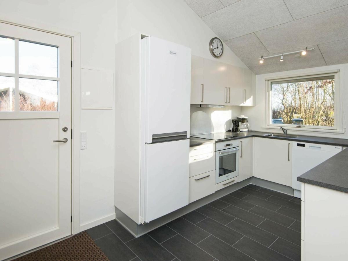 8 Person Holiday Home In B Rkop Egeskov  Bagian luar foto
