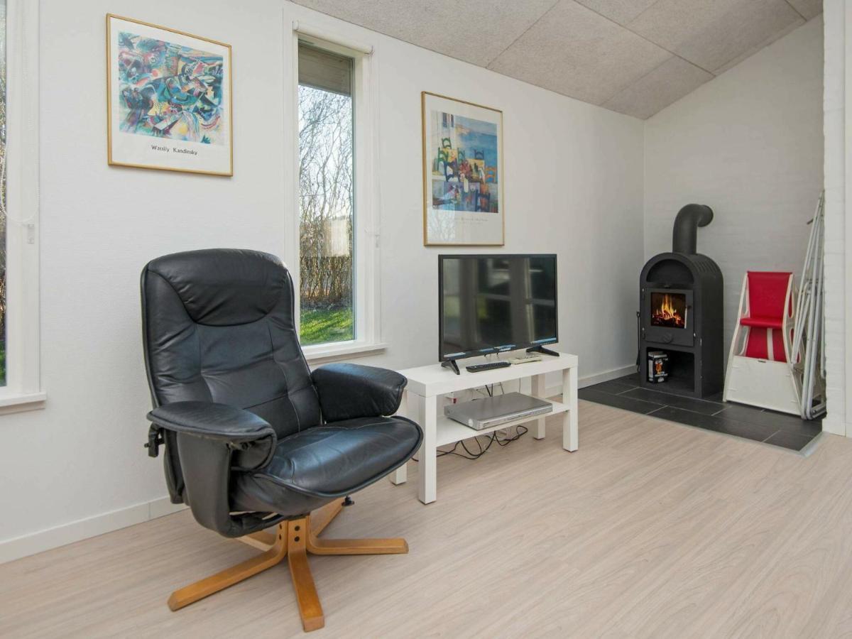 8 Person Holiday Home In B Rkop Egeskov  Bagian luar foto